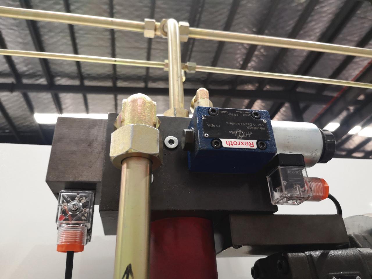 160t-4000 4-axis Cnc Hydraulic Bending Machine Press Brake 160t-4000 4-akset Cnc hydraulisk bukkemaskine kantpresse