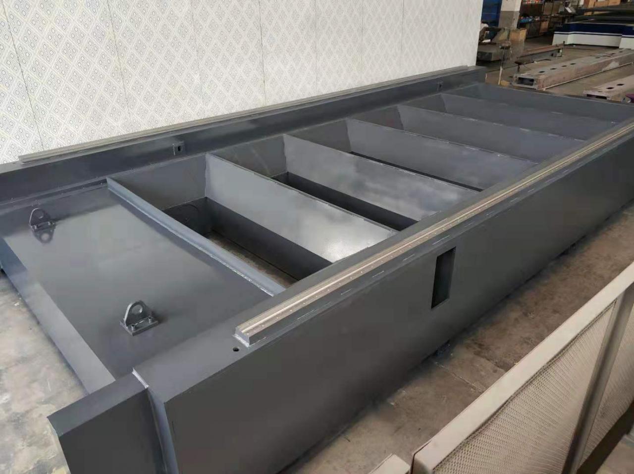 3015 4015 1kw To 6kw Cnc Fiber Laser Cutting Machine Raycus Laser Power 3015 4015 1kw til 6kw Cnc fiberlaserskæremaskine Raycus Laser Power