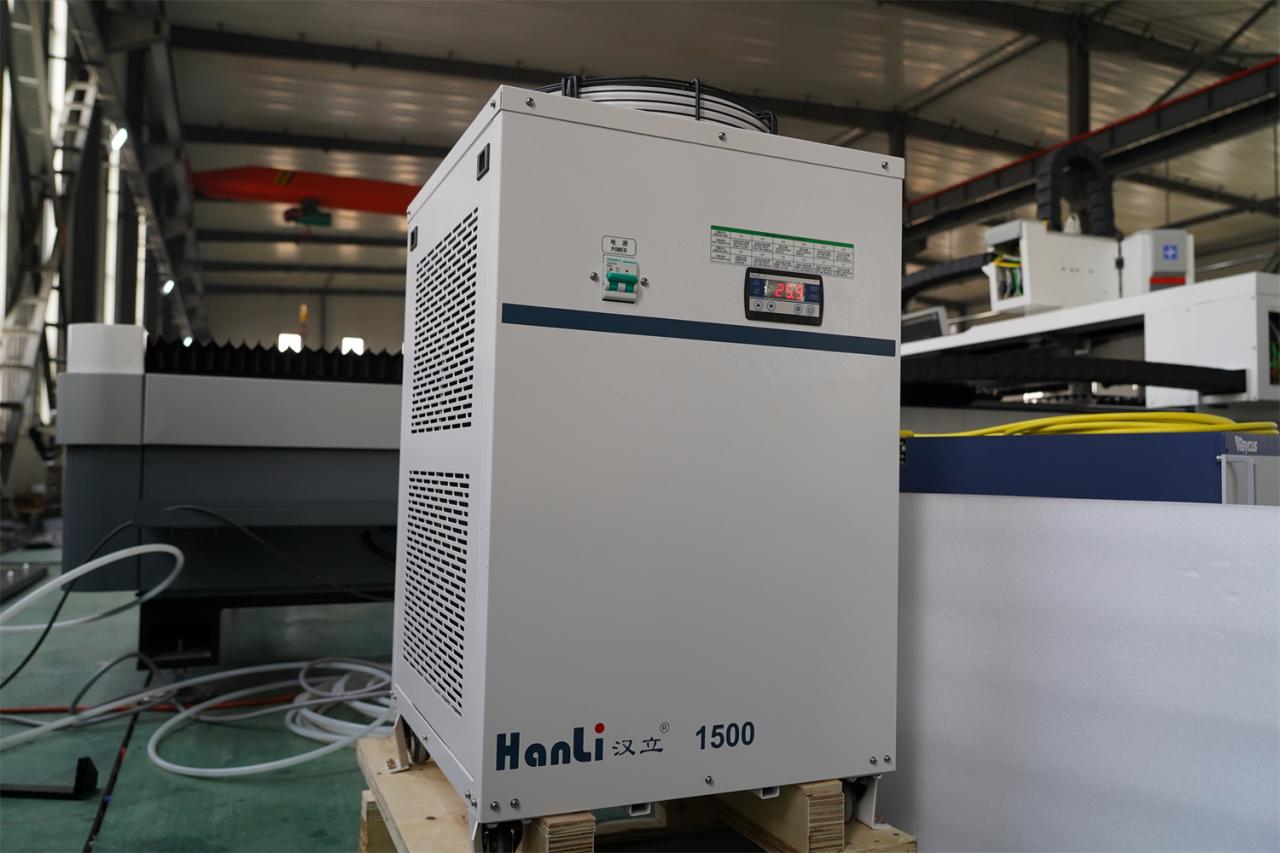 3015 4kw 1kw 2kw 3kw Stainless Steel Cnc Fiber Laser Cutting Machine 3015 4kw 1kw 2kw 3kw rustfrit stål Cnc fiberlaserskæremaskine