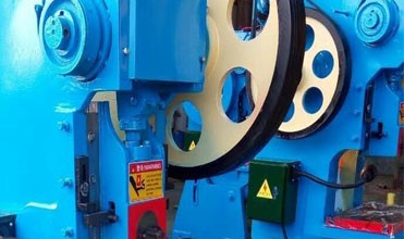 400 Ton Small Pneumatic Power Punch Press Mechanical Eccentric Punching Machine 400 tons lille pneumatisk kraftstansepresse mekanisk excentrisk stansemaskine