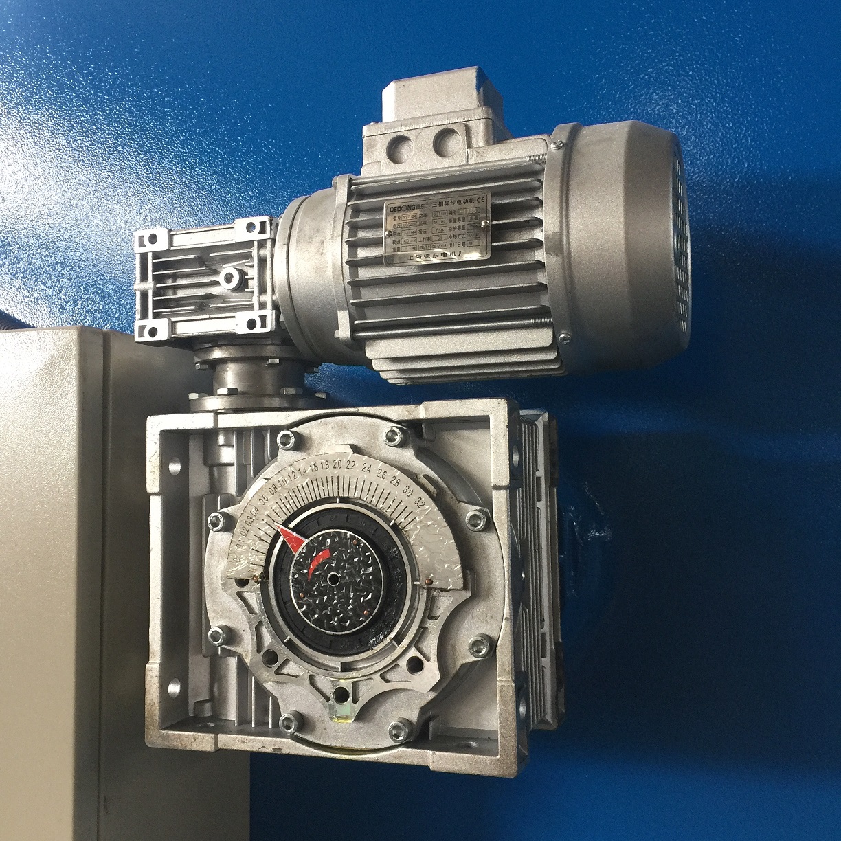 4mm Oem Qc11y-8x3200 Nc Hydraulic Guillotine Guillotine Shearing Machine 4mm OEM Qc11y-8x3200 Nc Hydraulisk Guillotine Guillotineskæremaskine