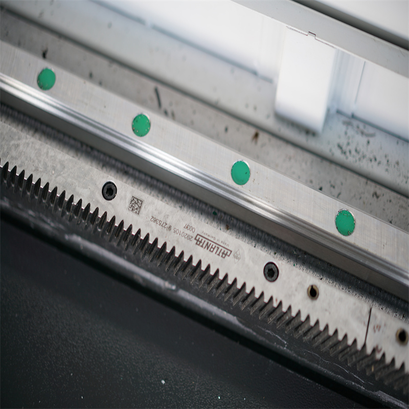 500W 1500W 4Kw Fiberlaserskæremaskine Plademetallaserskærer 2000Watt 3kw