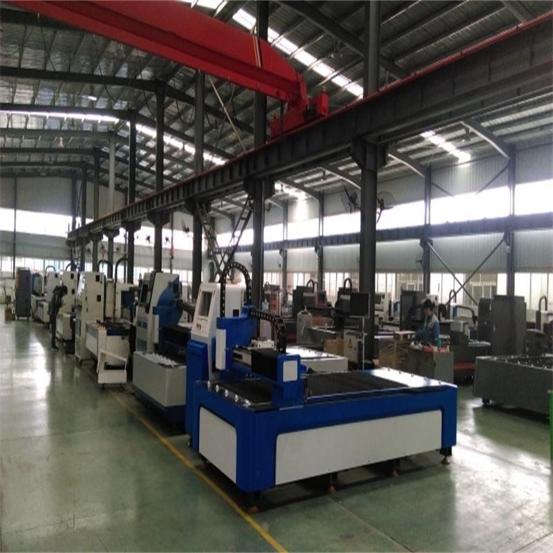 500w Plader Billig Pris Fiber Laser Skæremaskine Sælges