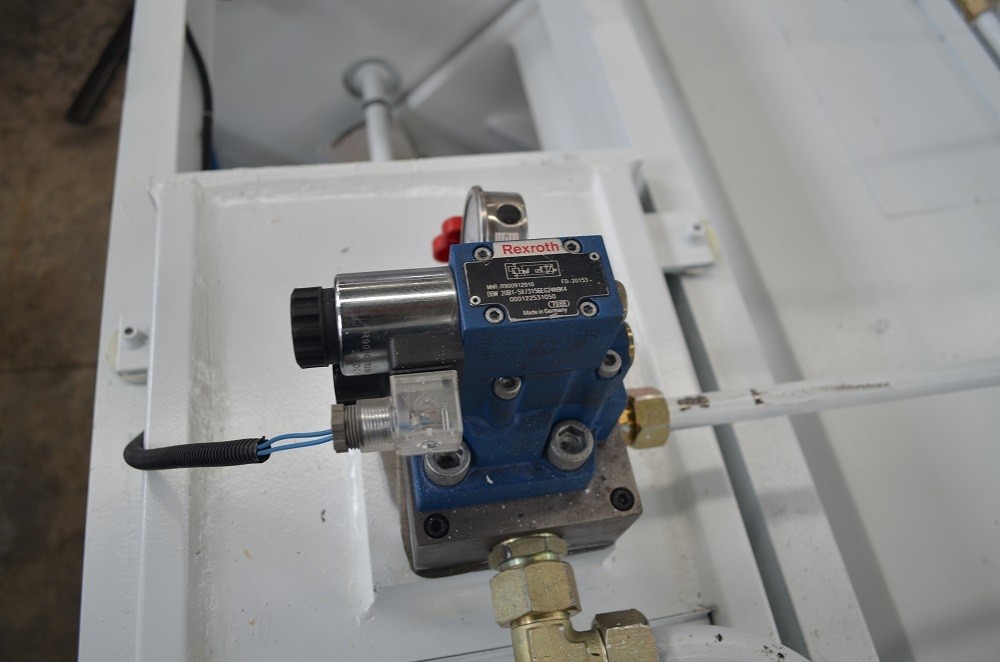 6*3200mm Guillotine Shears Metal Shear Hydraulic Iron Sheet Cutting Shearing Machine 6*3200 mm Guillotinesaks Metalsaks Hydraulisk jernpladeskæremaskine