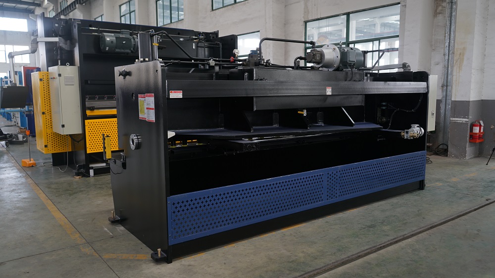 6*3200mm Guillotine Shears Metal Shear Hydraulic Iron Sheet Cutting Shearing Machine 6*3200 mm Guillotinesaks Metalsaks Hydraulisk jernpladeskæremaskine
