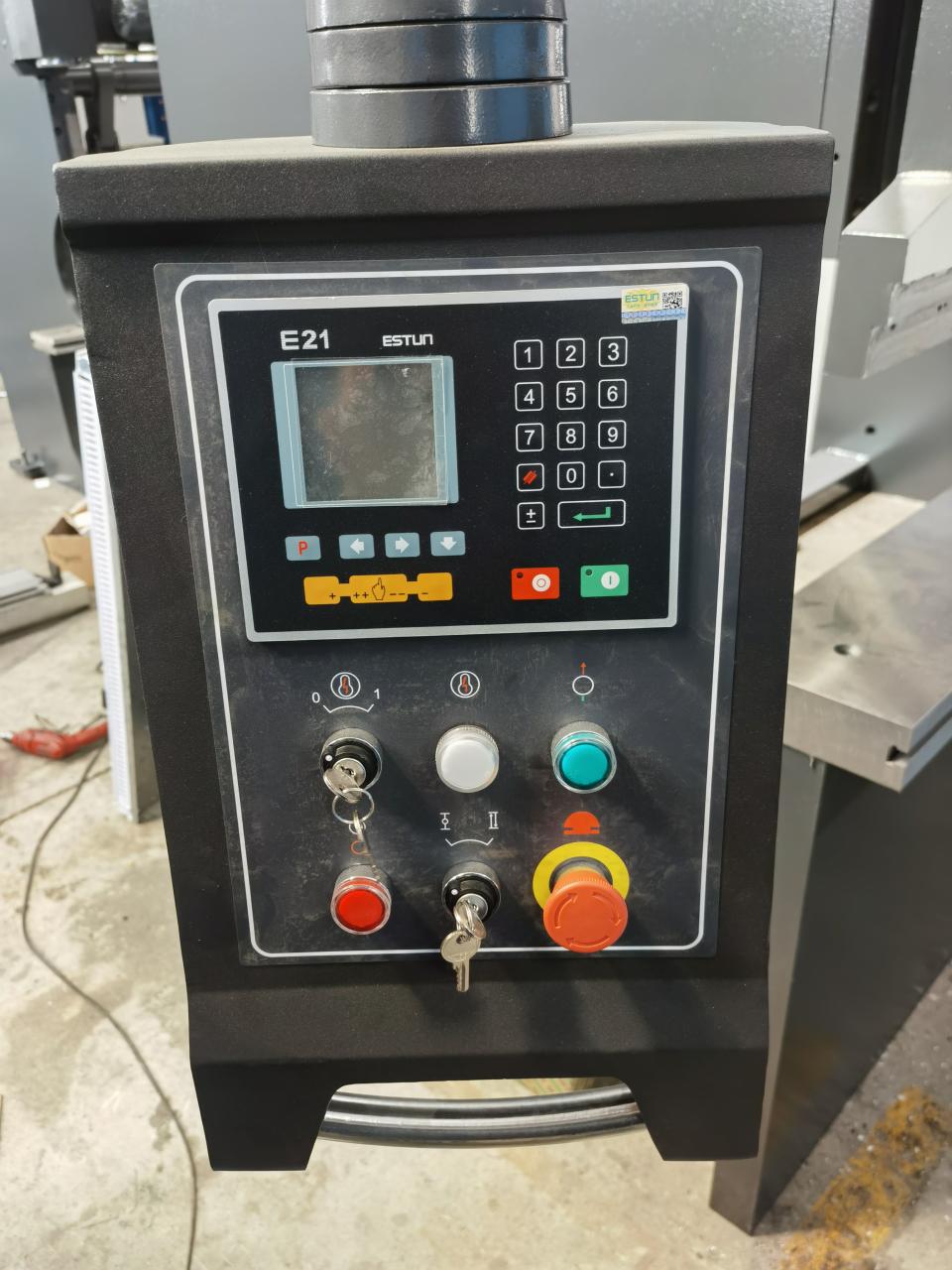 6x3200 mm rustfrit stålpladeskæremaskine, automatisk jernpladeklippemaskine