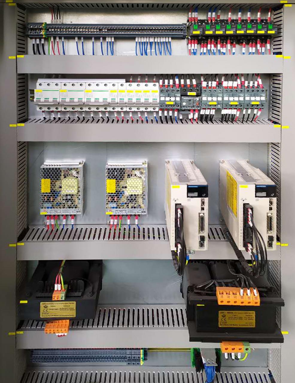 Da-66t Controller Cnc Hydraulisk kantpresse Pris Med 3d Touch Screen System