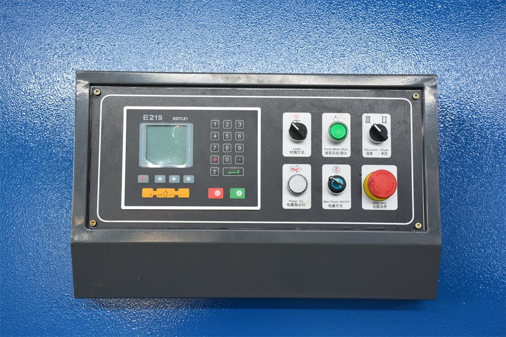 Hydraulic Pendulum Shearing Machine Cnc Automatic Guillotine Shearing Machine Hydraulisk pendulklippemaskine Cnc automatisk guillotineklippemaskine