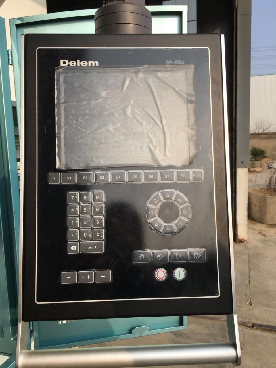 Hydraulic Stainless Steel Wc67y/k-300/6000 Mould Crowning Press Brake Hydraulisk rustfrit stål Wc67y/k-300/6000 Form Crowning Press Brake