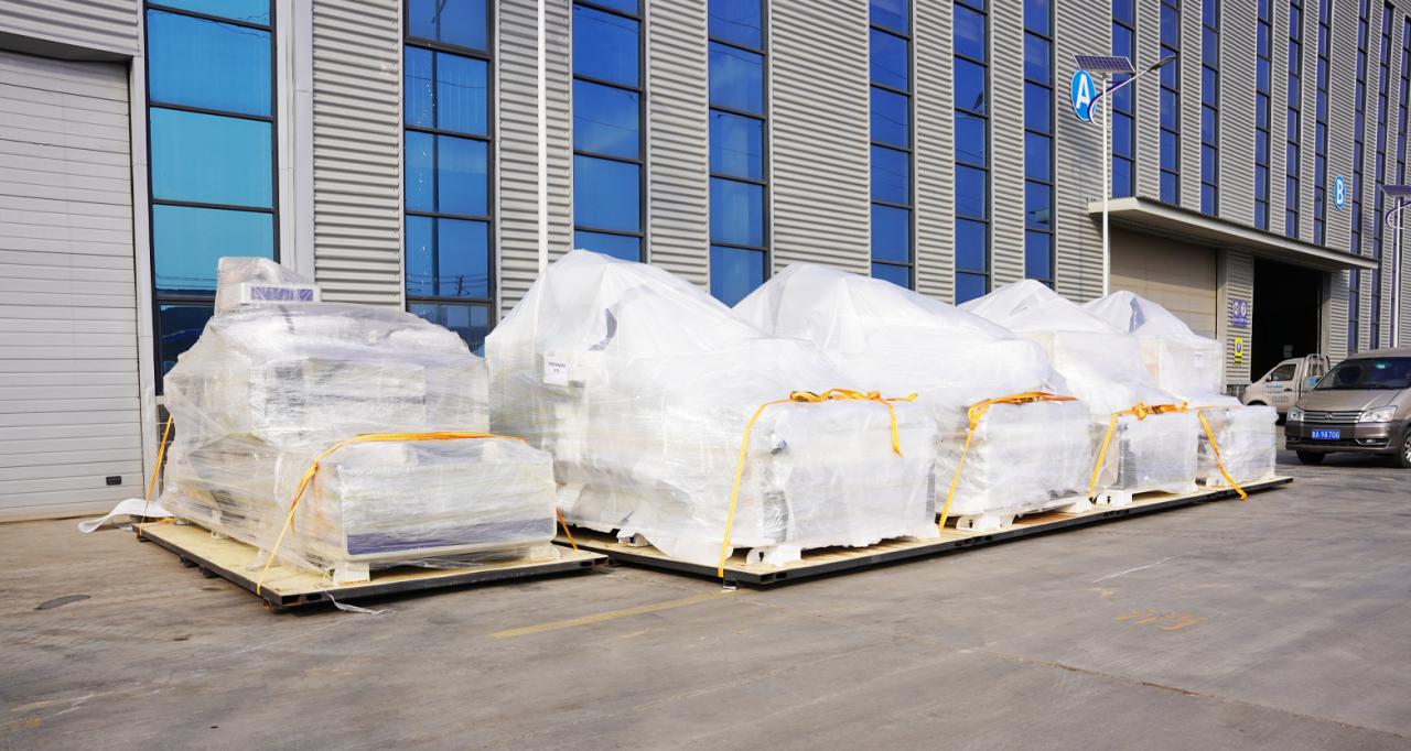 Laser Source 2000w 3000w Fiber Laser Cutting Machine Laserkilde 2000w 3000w fiberlaserskæremaskine