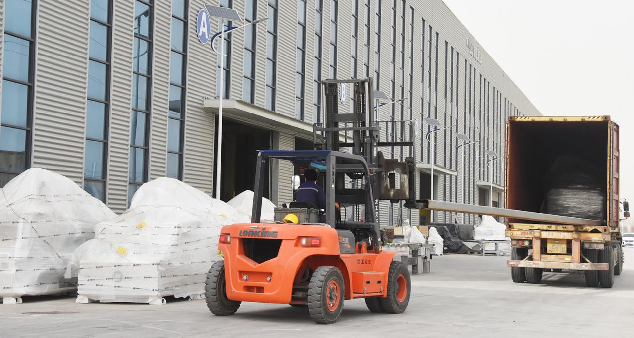 Laser Source 2000w 3000w Fiber Laser Cutting Machine Laserkilde 2000w 3000w fiberlaserskæremaskine