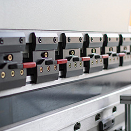 Metal Plate Press Brake Machine / CNC Hydraulic Press Brake Machine Metalplade kantpressemaskine / CNC hydraulisk kantpressemaskine