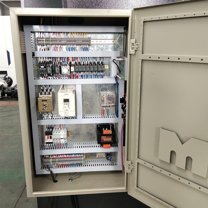 Qc12k-4x2500 Cnc Hydraulic Customized Shearing Machine Cutting Machine Qc12k-4x2500 Cnc Hydraulisk tilpasset skæremaskine skæremaskine