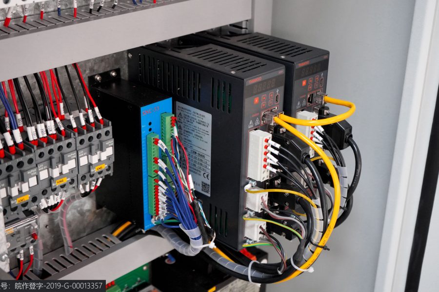 Wc67 Hydraulic Press Brake / CNC Press Bending Machine / Plate Bending Machine China Wc67 Hydraulisk kantpresse / CNC pressebøjningsmaskine / pladebøjningsmaskine Kina